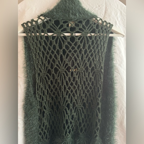 NWT | ESCIŌ | YARN | LONG SLEEVELESS CARDIGAN | FUZZY | HUNTER GREEN | LARGE - Picture 6 of 8